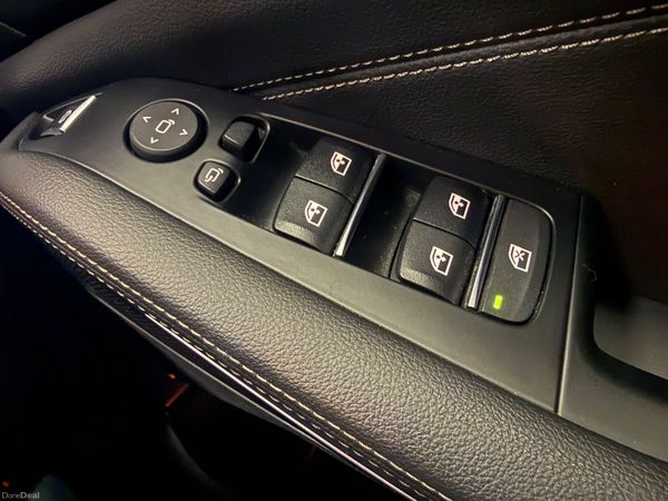 231 BMW X5 45E M-Sport 386492270