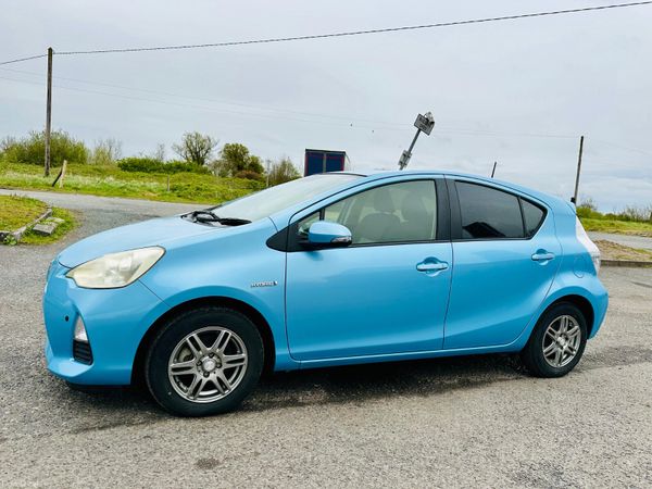 TOYOYA AQUA 2012 1.5L PETROL HYBRID 386412586