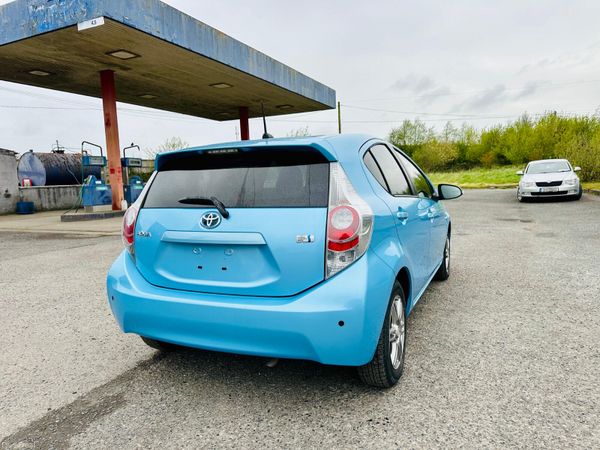 TOYOYA AQUA 2012 1.5L PETROL HYBRID 386412594