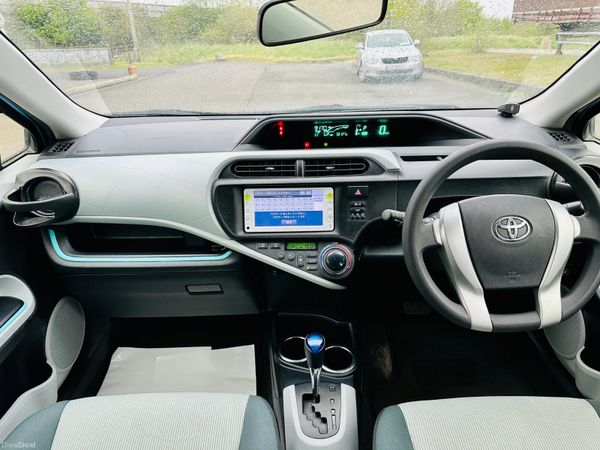 TOYOYA AQUA 2012 1.5L PETROL HYBRID 386412614