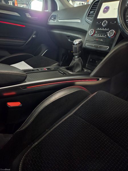 Stunning Low MLS Renault Megane Estate 386438552
