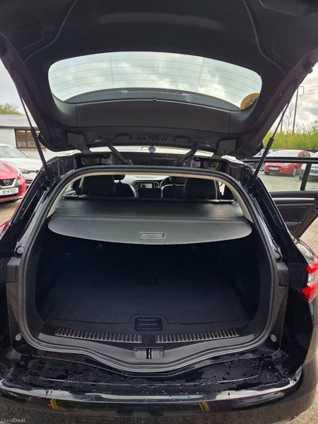 Stunning Low MLS Renault Megane Estate 386438554