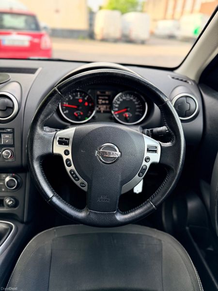 🔴 Nissan Qashqai Top Spec 386544076