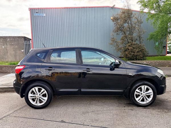 🔴 Nissan Qashqai Top Spec 386544030