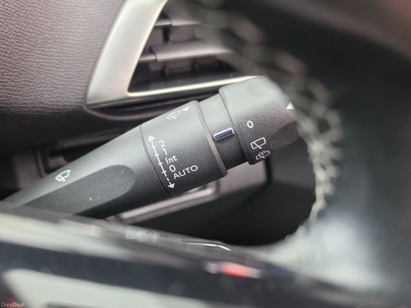 2020 PEUGEOT 5008 7 SEATER HIGH SPEC ALLURE FSH 386589824