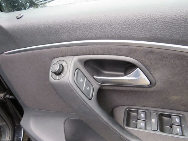 171 VW POLO 5DR 1.2 TSI AUTOMATIC IN BLACK MET 386501470