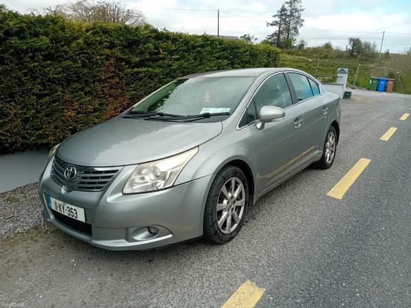 Toyota Avensis 2011 386527960