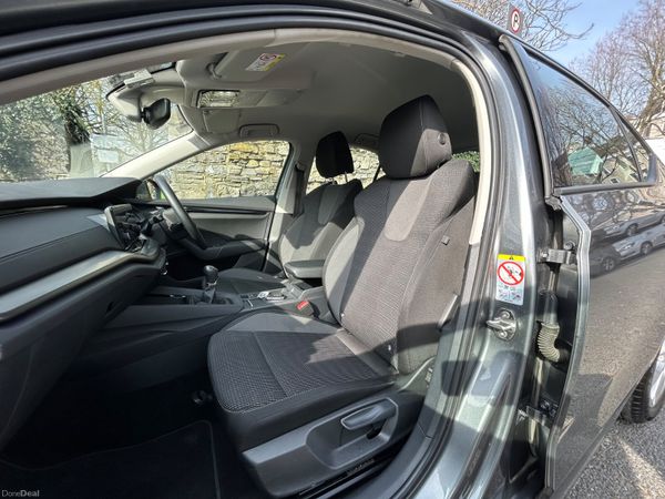 2022 SKODA OCTAIVA STYLE PARKING CAMERA 386607392