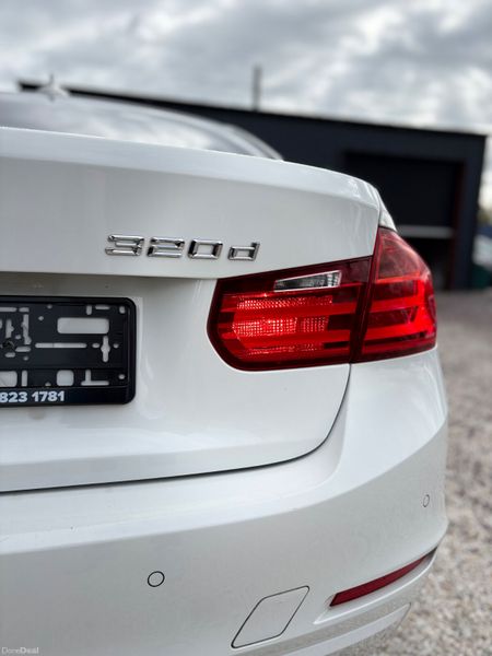 BMW 320D Luxury Automatic 2015 Low Km 386747482