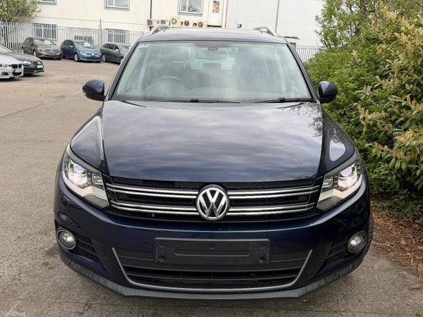 VW Tiguan Pan Roof Low KM FSh 386784494