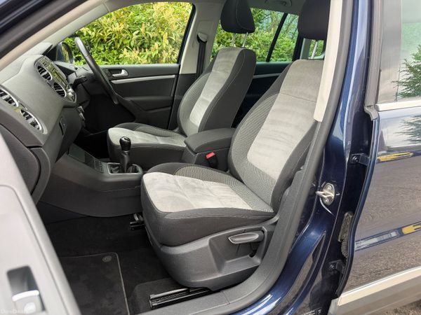 VW Tiguan Pan Roof Low KM FSh 386784564
