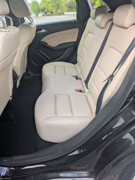 Mercedes-Benz B-Class reverse camera& heated seats 386789768