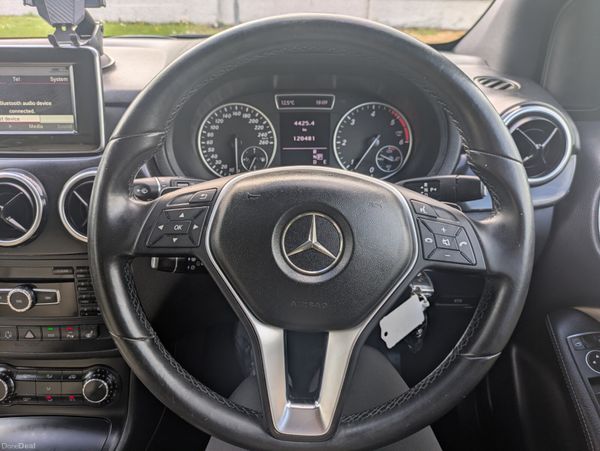 Mercedes-Benz B-Class reverse camera& heated seats 386789784
