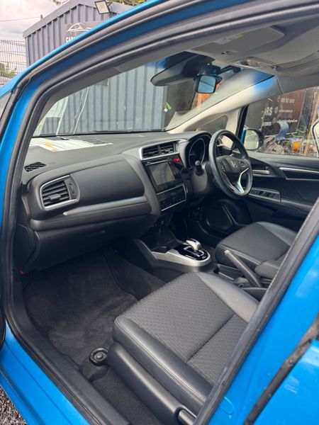 Honda Fit Hybrid Automatic 386798522