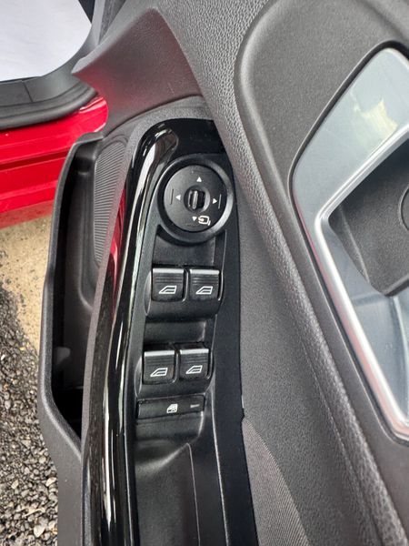 Ford Fiesta Automatic 386798804