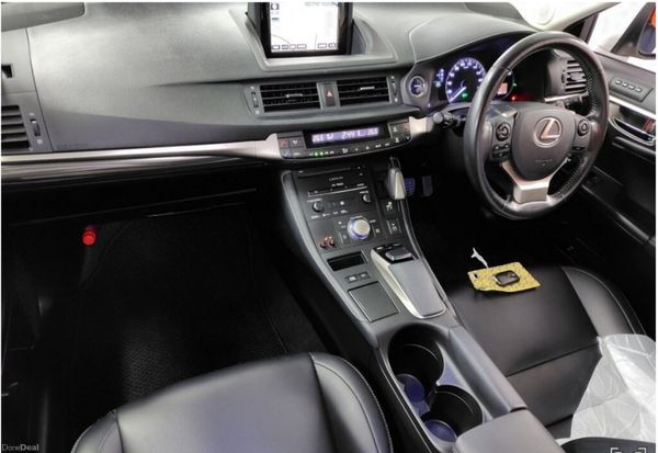 2016 Lexus CT200- lowest milage in market 386701768