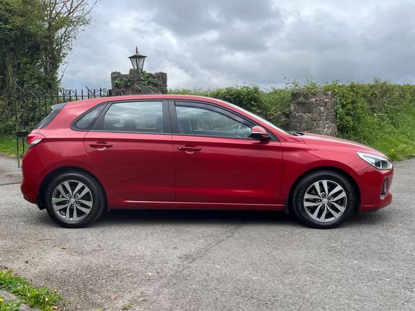 Hyundai i30 1.4 Petrol Deluxe 386723842
