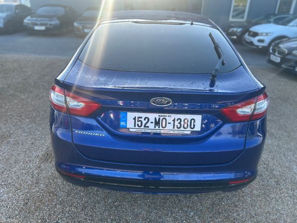 Ford Mondeo 2015 386724096