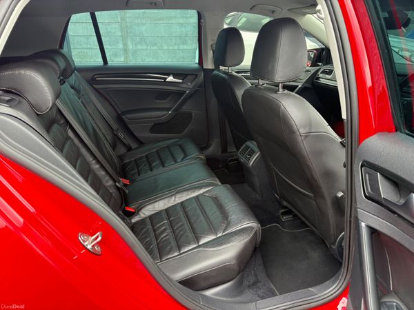 2017 Volkswagen Golf 1.6TDI Highline 386735714