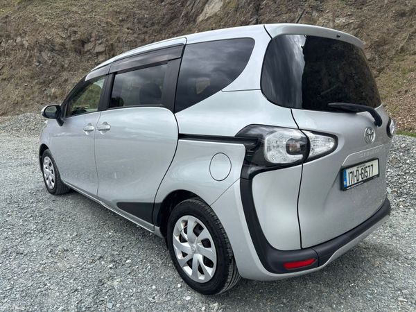 2017 TOYOTA SIENTA - AUTOMATIC - 7 SEATER 386847858
