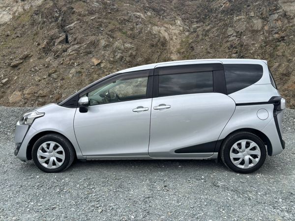 2017 TOYOTA SIENTA - AUTOMATIC - 7 SEATER 386847860