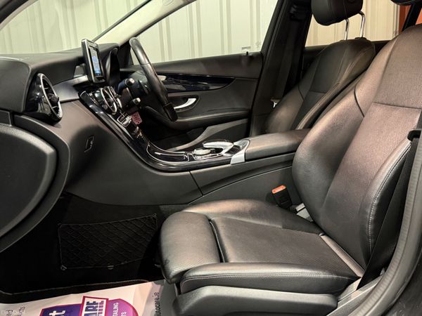 2017 Mercedes-Benz C220D 386893450