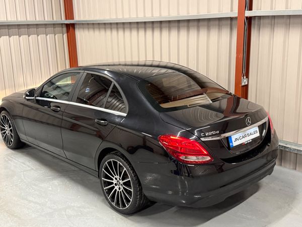 2017 Mercedes-Benz C220D 386893430