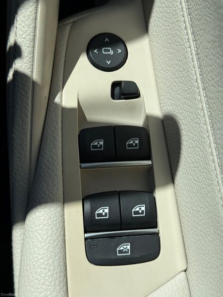 *Sunroof* Immaculate 202 BMW 520i! 386896478