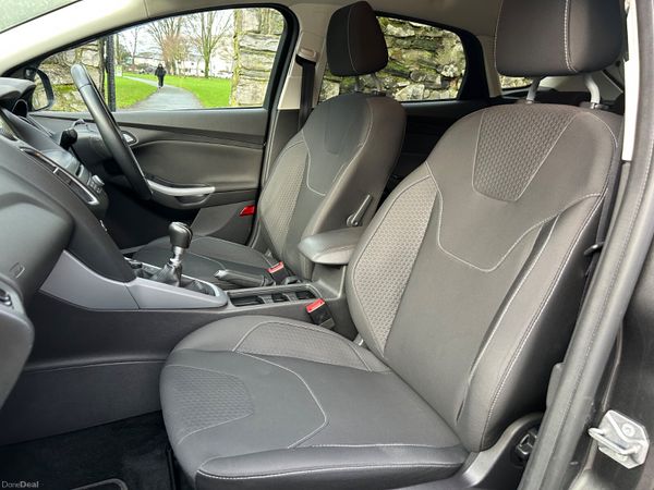 2018 FORD FOCUS ZETEC SERVICE HISTORY 386801388