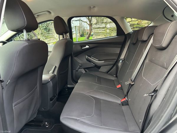 2018 FORD FOCUS ZETEC SERVICE HISTORY 386801390