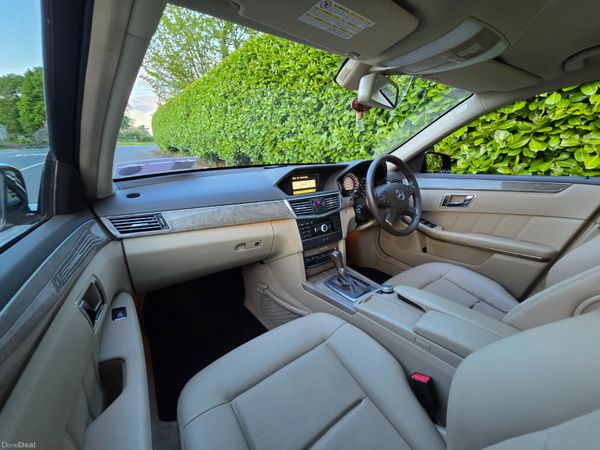 Mercedes-Benz E-Class 2011 Elegance Auto 386806422