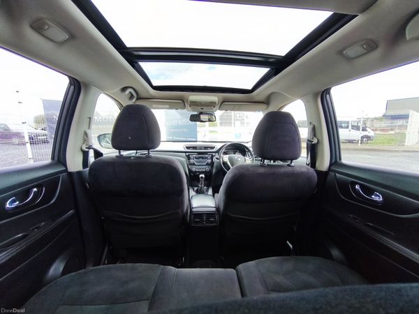 Nissan X-Trail 2017 1.6d SV 7 Seats Design Pack 386831878