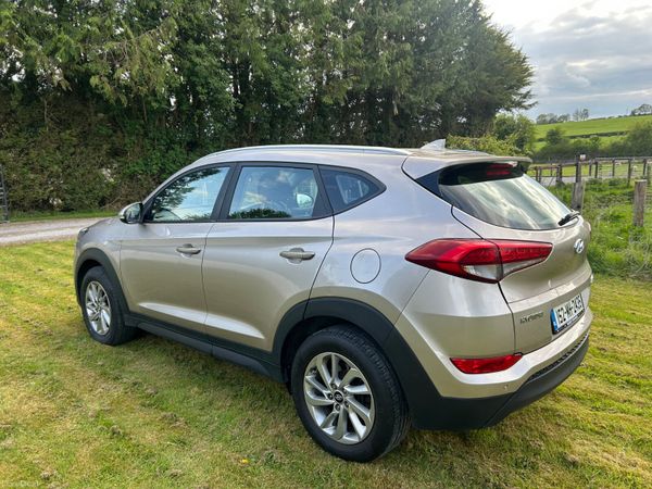 Hyundai Tucson 2015, one owner 386978102