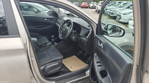 Hyundai Tucson 1.7 D Comfort Plus 386979234