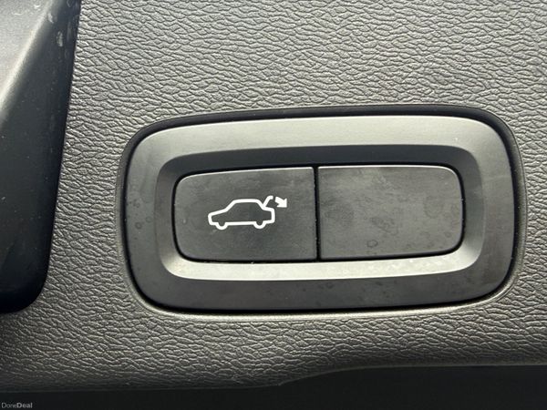 Stunning 191 Volvo XC60 AWD Inscription! 386984206