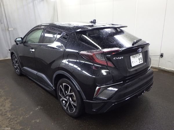 Toyota C-HR Hybrid 386992764
