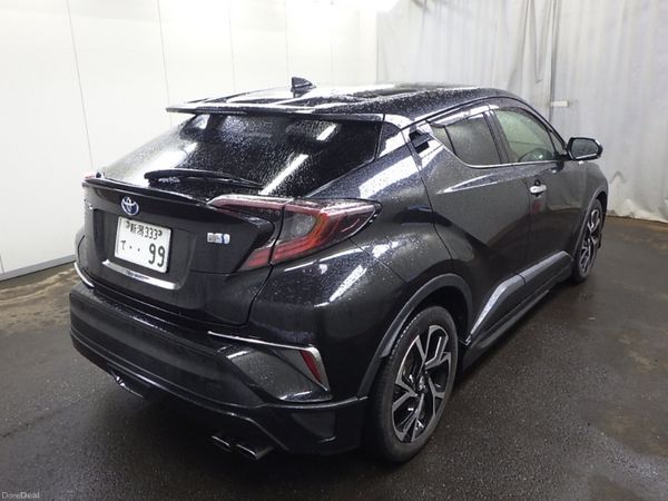 Toyota C-HR Hybrid 386992766