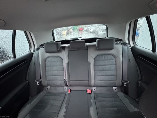 2017 Volkswagen Golf Highline 386907734