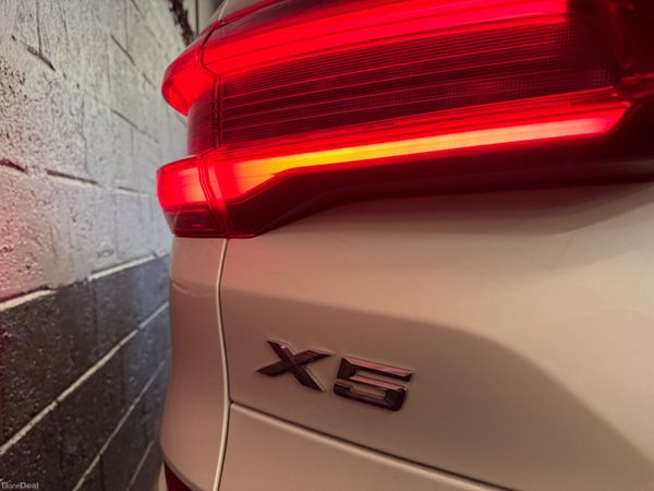 211 BMW X5 45E M-Sport  Pro / M Performance 386920442