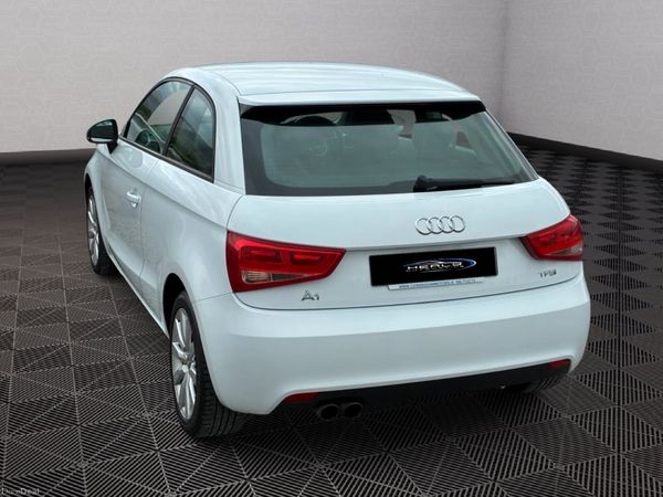 AUDI A1 1.4 TFSI *Automatic* 386923274