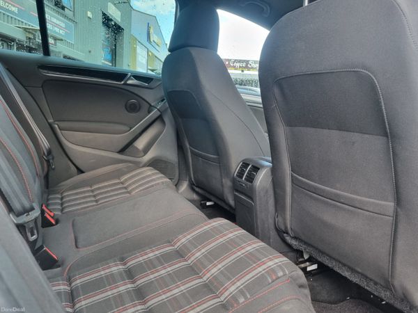 2012 Volkswagen Golf GTI 386927580