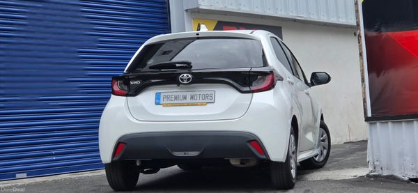 Toyota Yaris Automatic 387084236