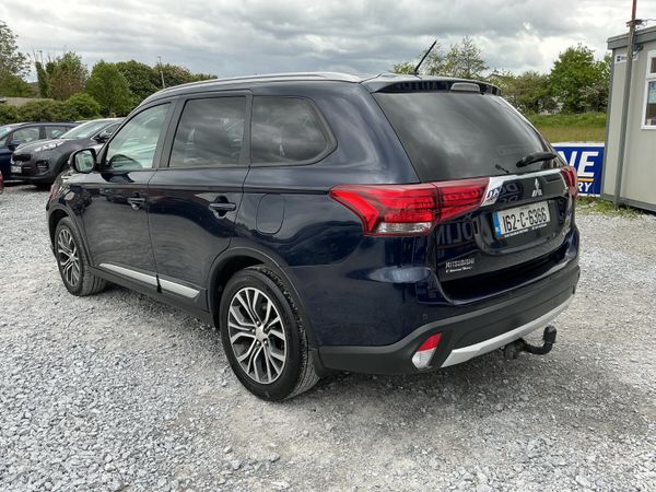 2016 MITSUBISHI OUTLANDER 4X4 7 SEATER SPOTLESS 387084684