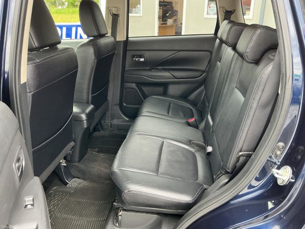 2016 MITSUBISHI OUTLANDER 4X4 7 SEATER SPOTLESS 387084690
