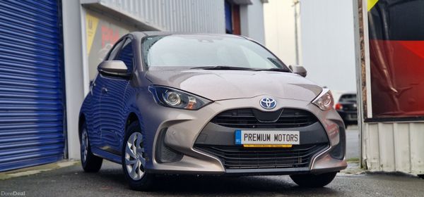 Toyota yaris 387085760
