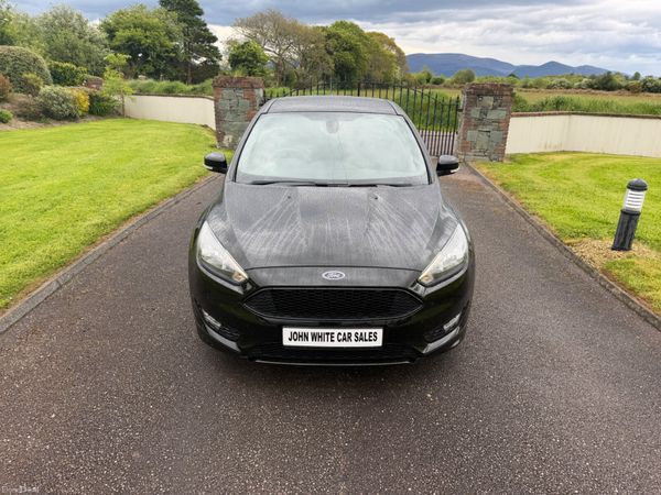 Ford Focus ST Line TDCI 387085970