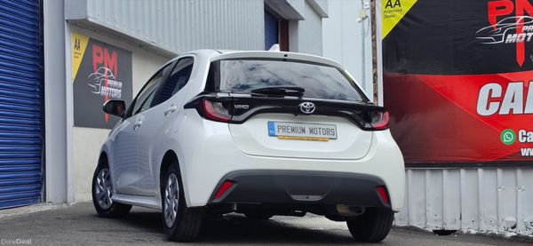 Toyota Yaris Automatic 387086548