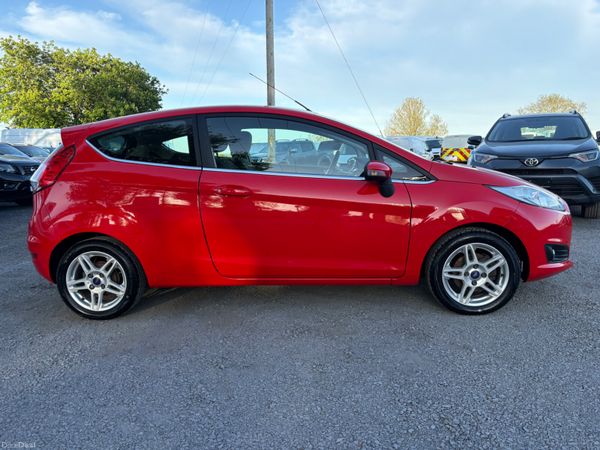 Ford Fiesta 387086522
