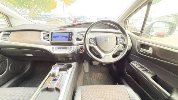 Honda Jade1.5 Hybrid Auto 6 SEATER 2015 387010784