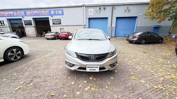 Honda Jade1.5 Hybrid Auto 6 SEATER 2015 387010786